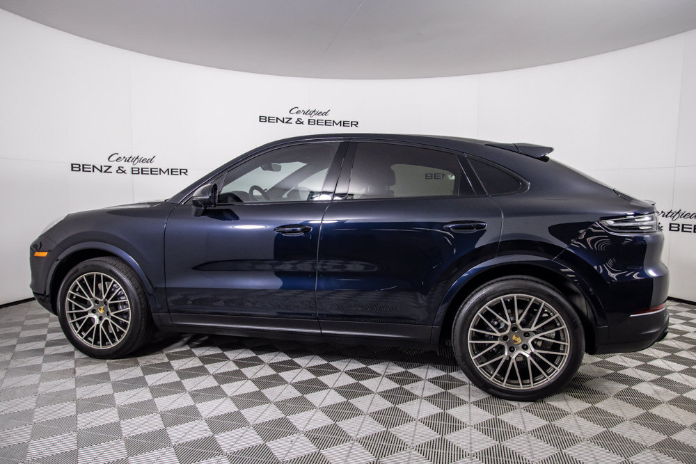 Used 2023 Porsche Cayenne Coupe AWD/4WD image 11