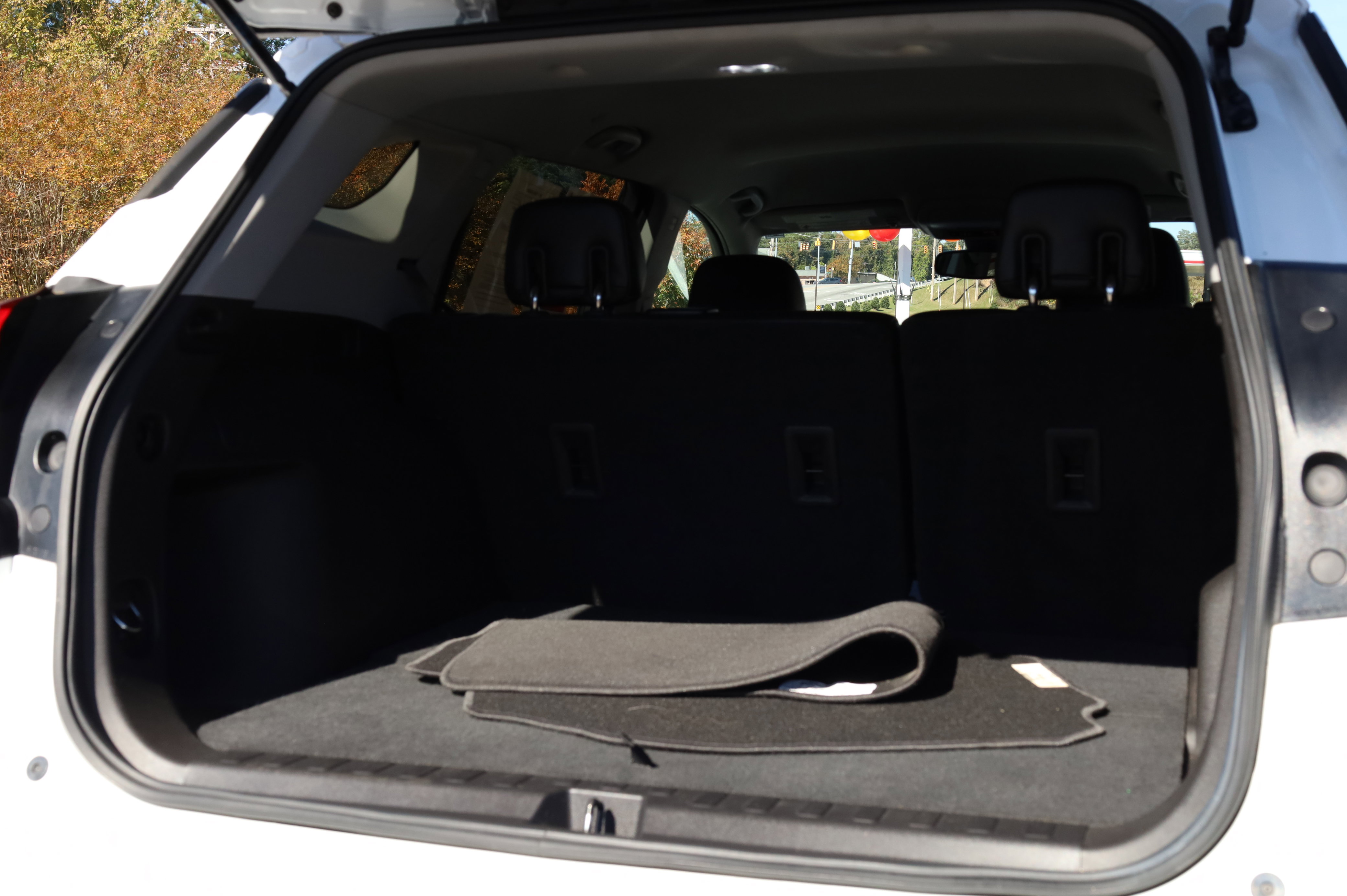 Used 2020 GMC Terrain SLT image 16