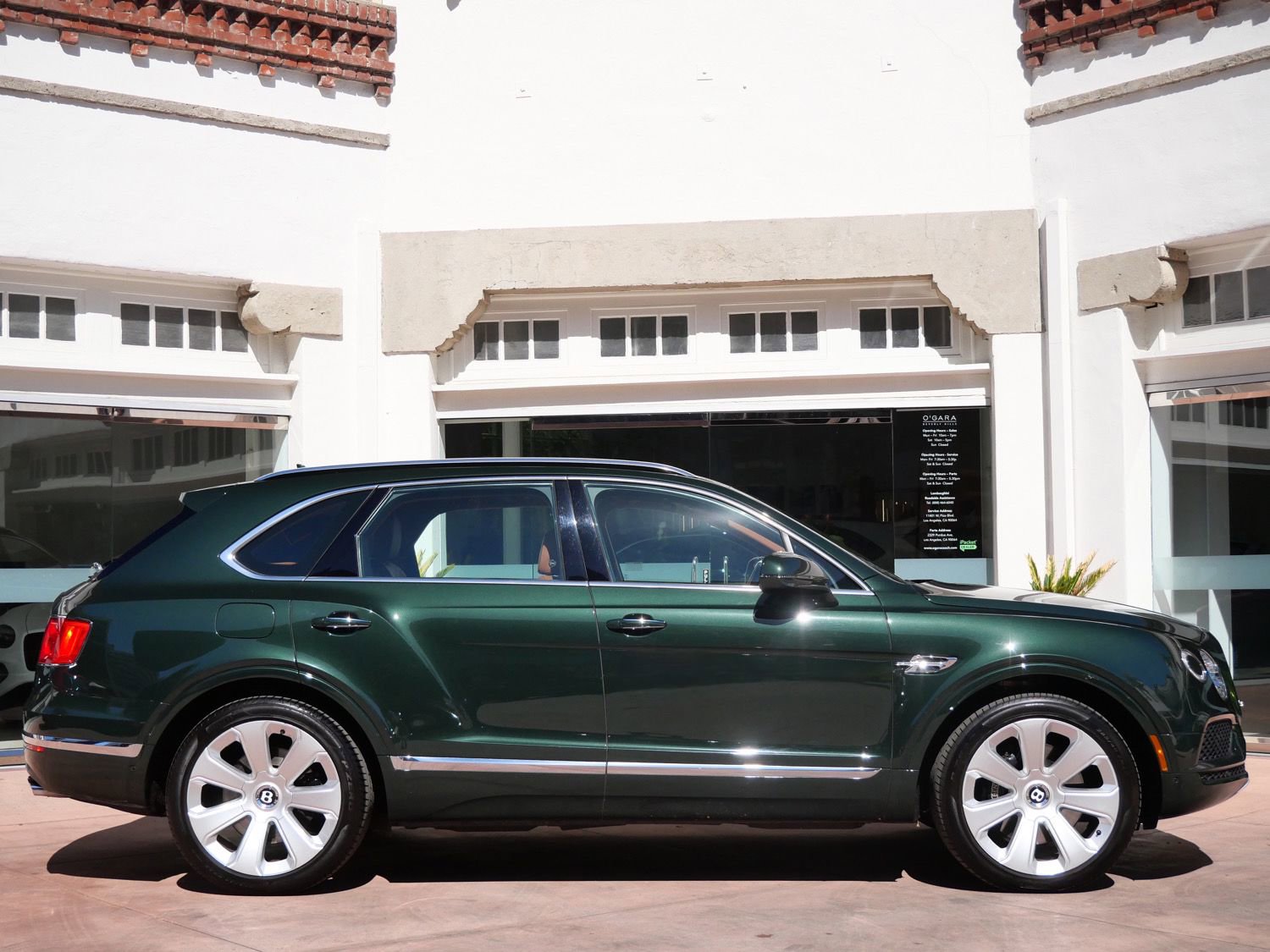 Used 2020 Bentley Bentayga AWD/4WD image 5