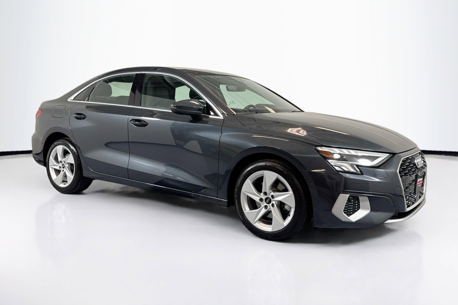 Used 2024 Audi A3 2.0T Premium w/ Convenience Package image 3