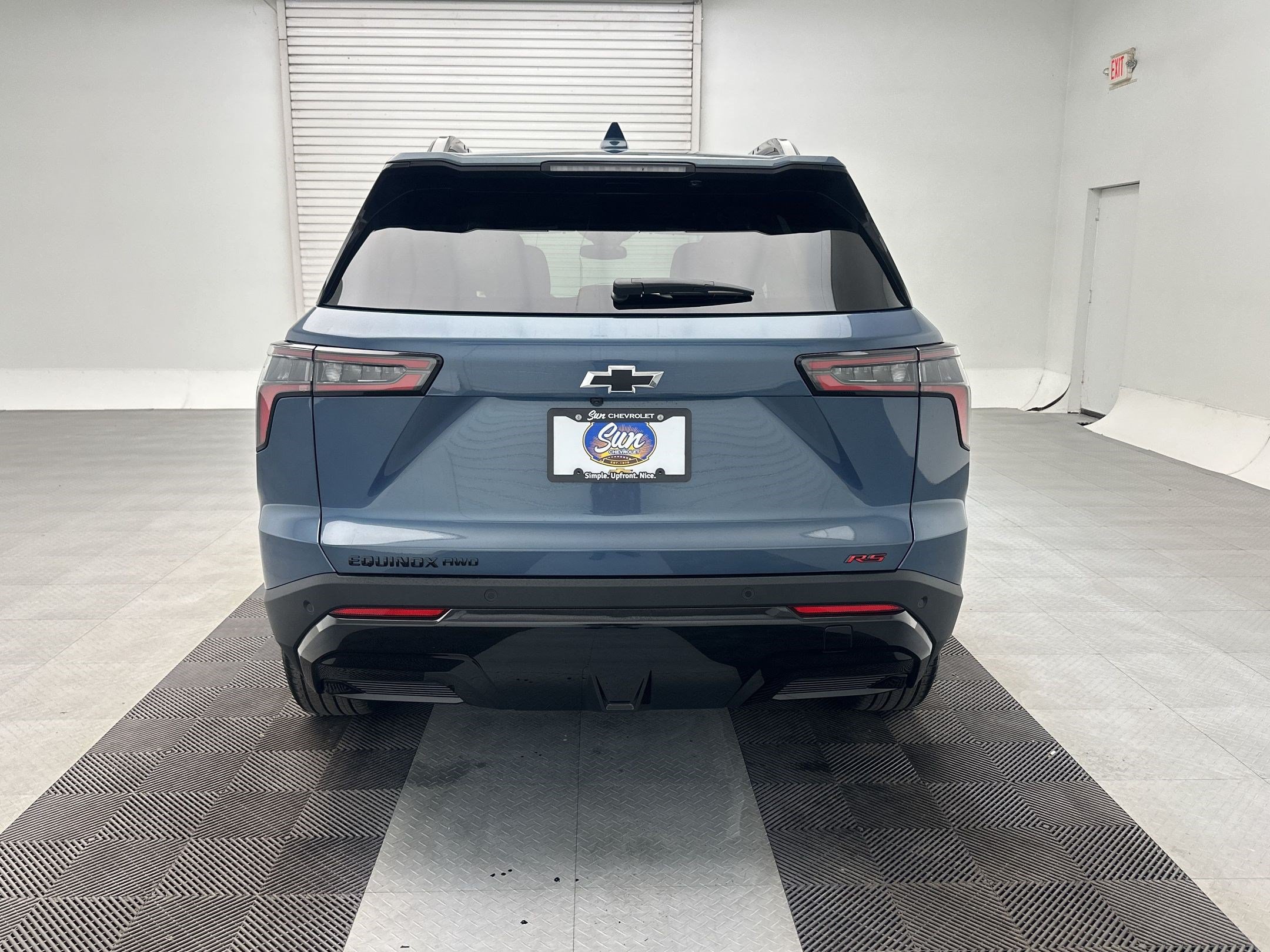 New 2027 Chevrolet Equinox RS w/ LPO, Floor Liner Package AWD/4WD image 10