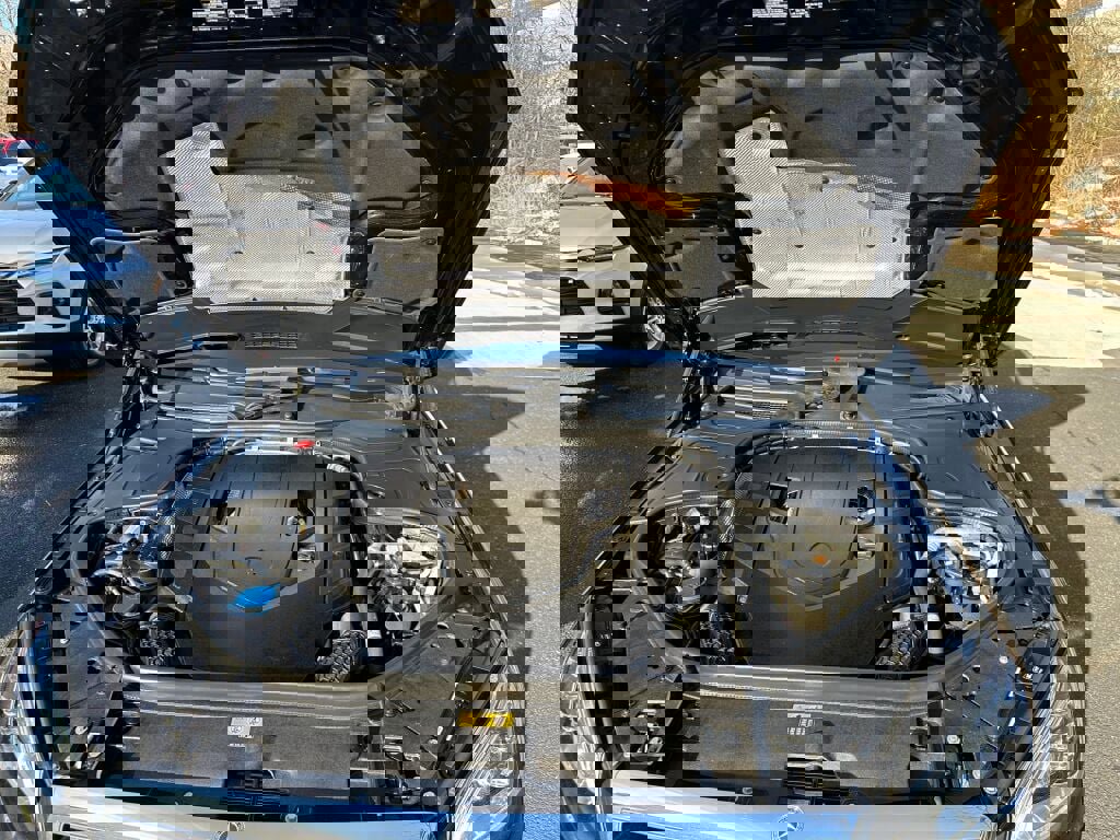 Used 2019 Mercedes-Benz S 560 4MATIC Sedan w/ Premium Package image 32