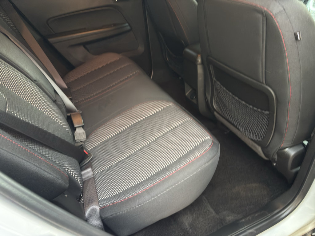Used 2016 Chevrolet Equinox LT FWD image 29