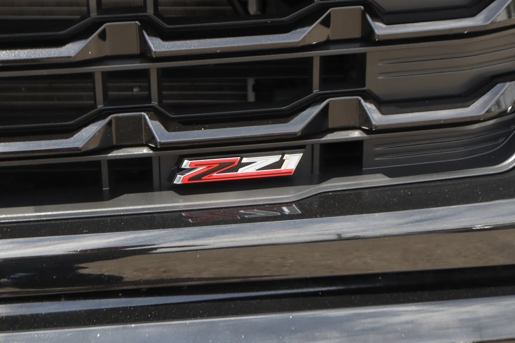 Used 2026 Chevrolet Silverado 1500 LT Trail Boss w/ LT Trail Boss Premium Package AWD/4WD image 33