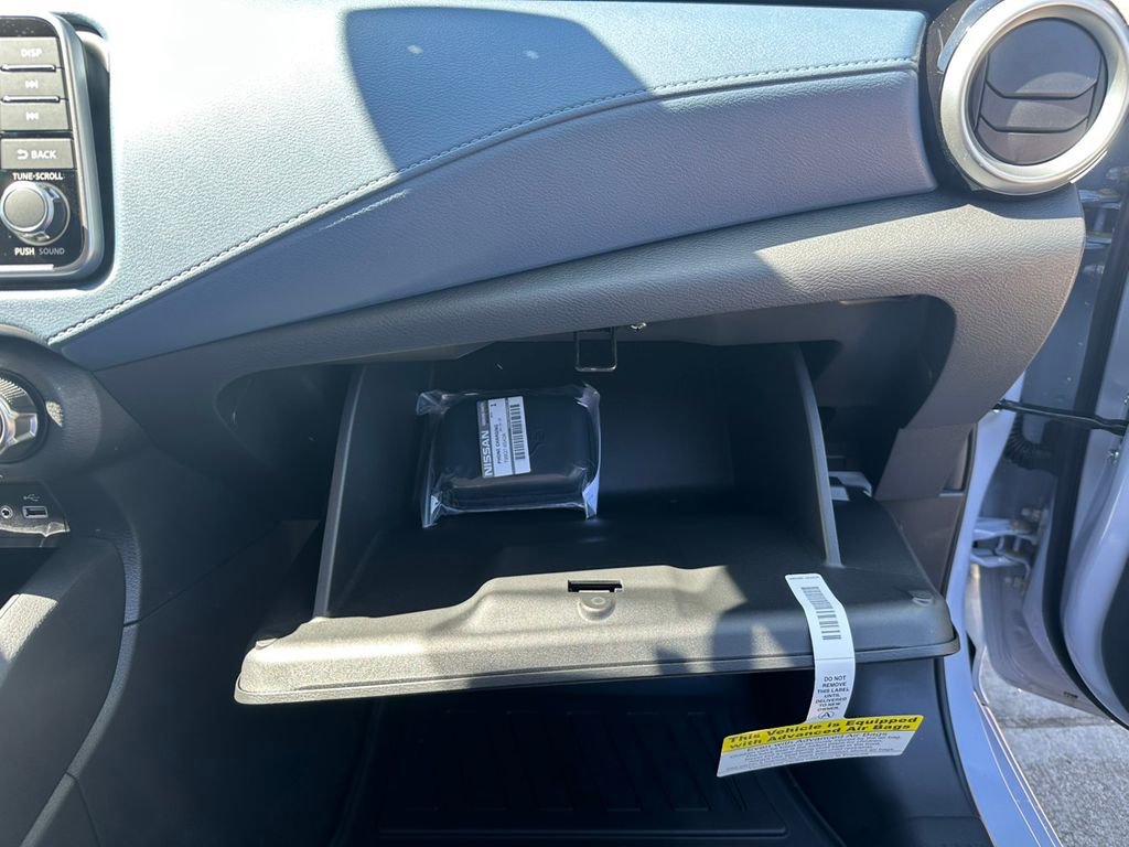 New 2025 Nissan Versa SV w/ Trunk Package image 27