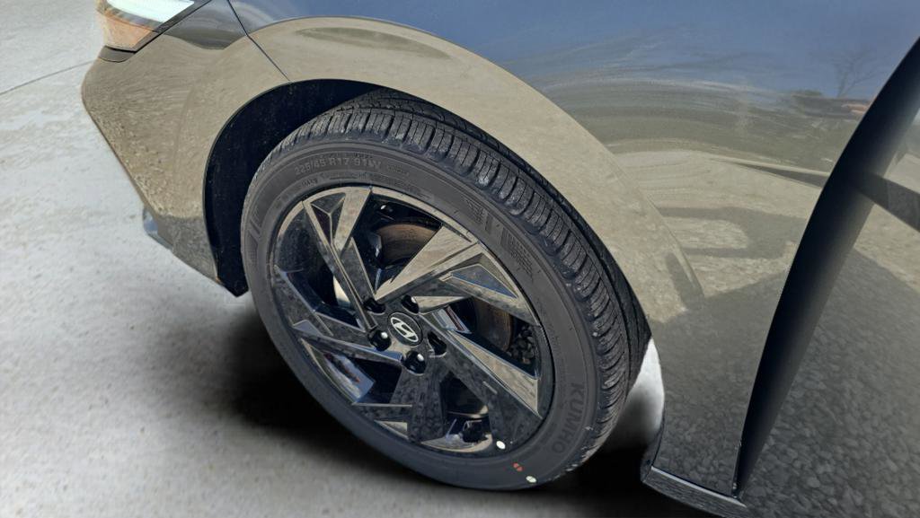 New 2026 Hyundai Elantra Sport FWD image 10