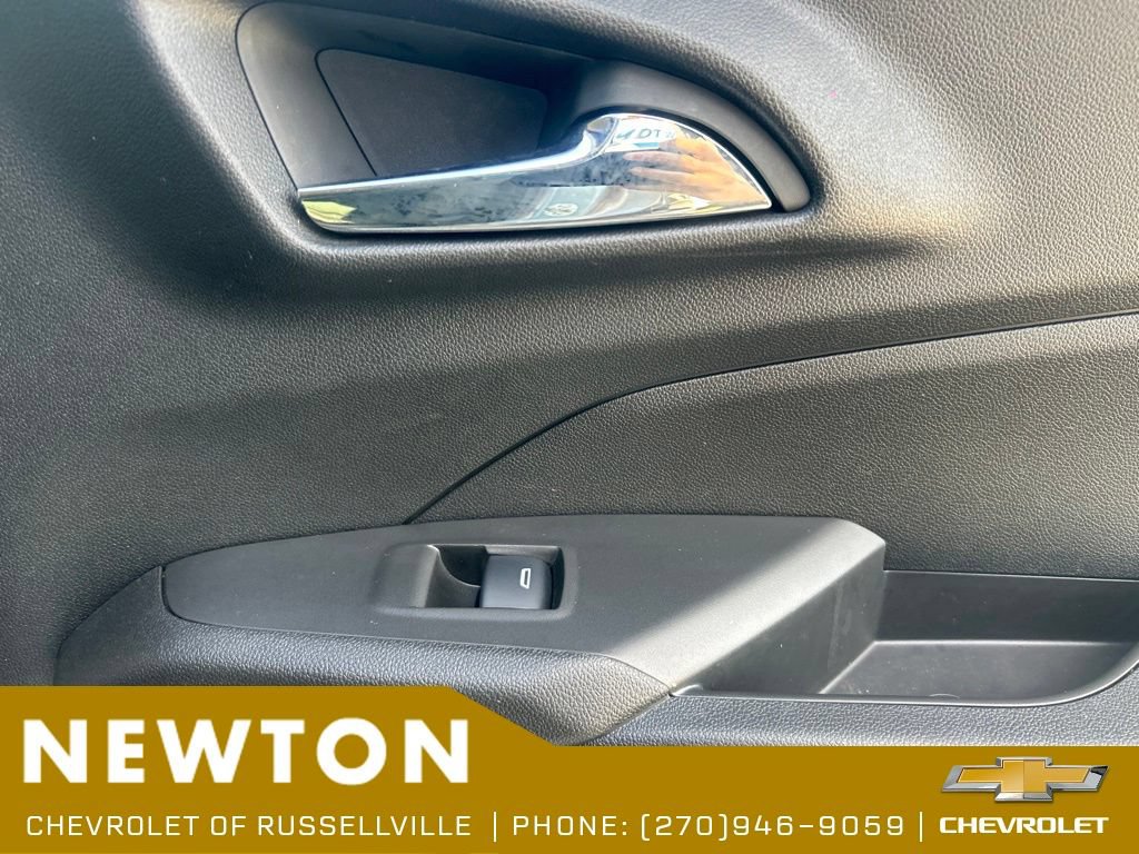 Used 2024 Chevrolet Trax ACTIV w/ Driver Confidence Package FWD image 28