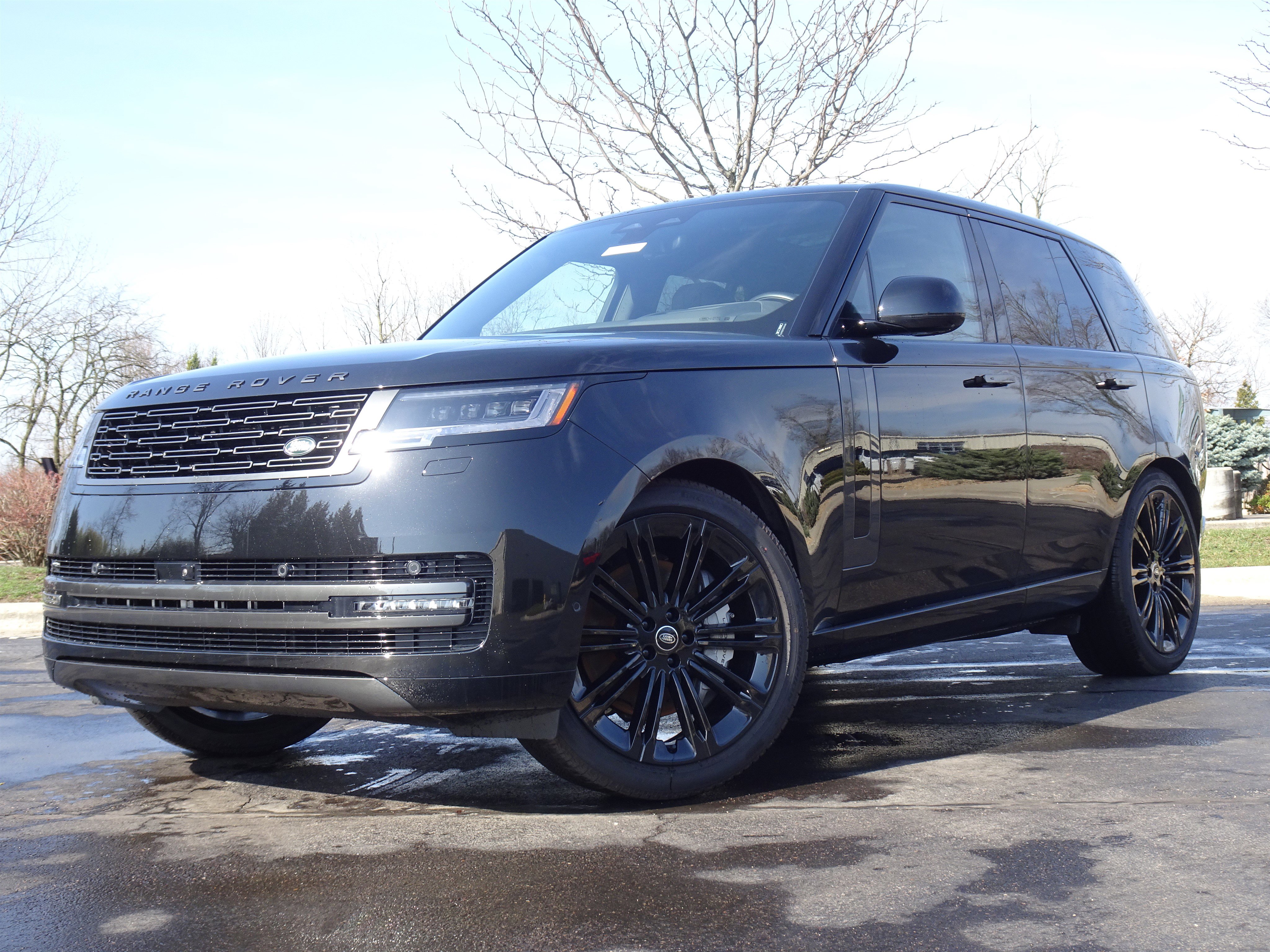 Certified 2025 Land Rover Range Rover SE