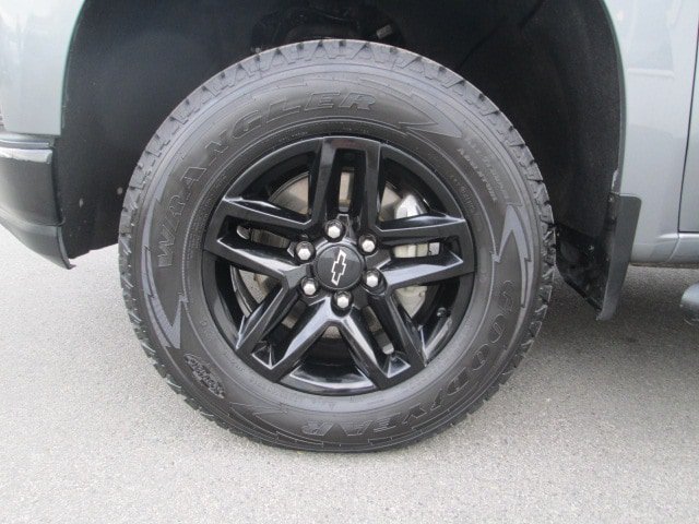 Used 2020 Chevrolet Silverado 1500 LT Trail Boss AWD/4WD image 10