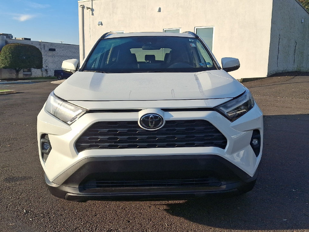 Certified 2022 Toyota RAV4 XLE Premium AWD/4WD image 40