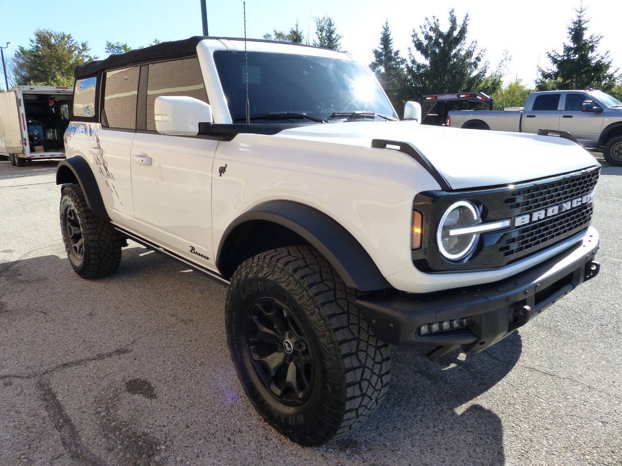 Used 2025 Ford Bronco Outer Banks AWD/4WD image 14
