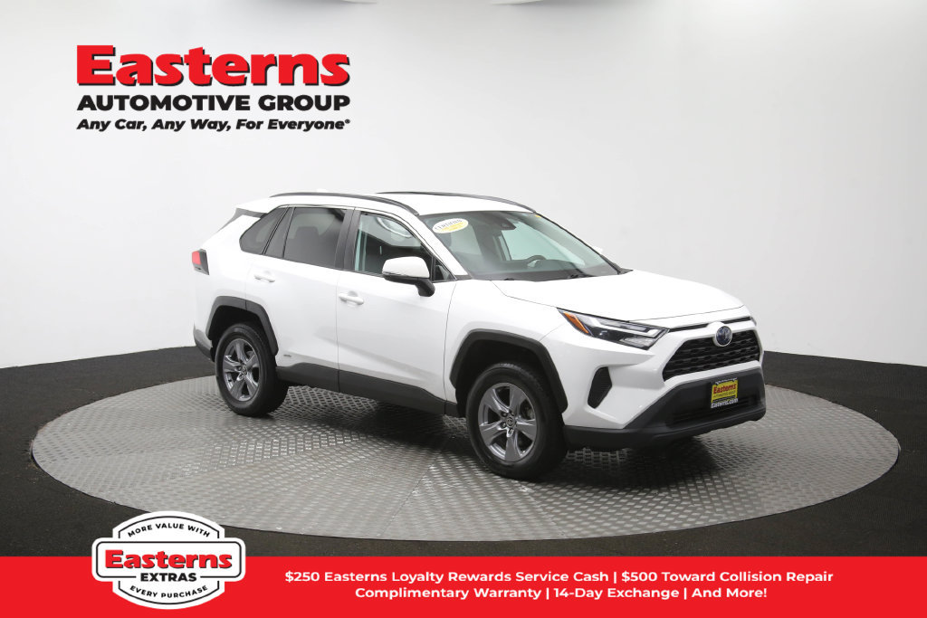 Used 2022 Toyota RAV4 XLE AWD/4WD image 49