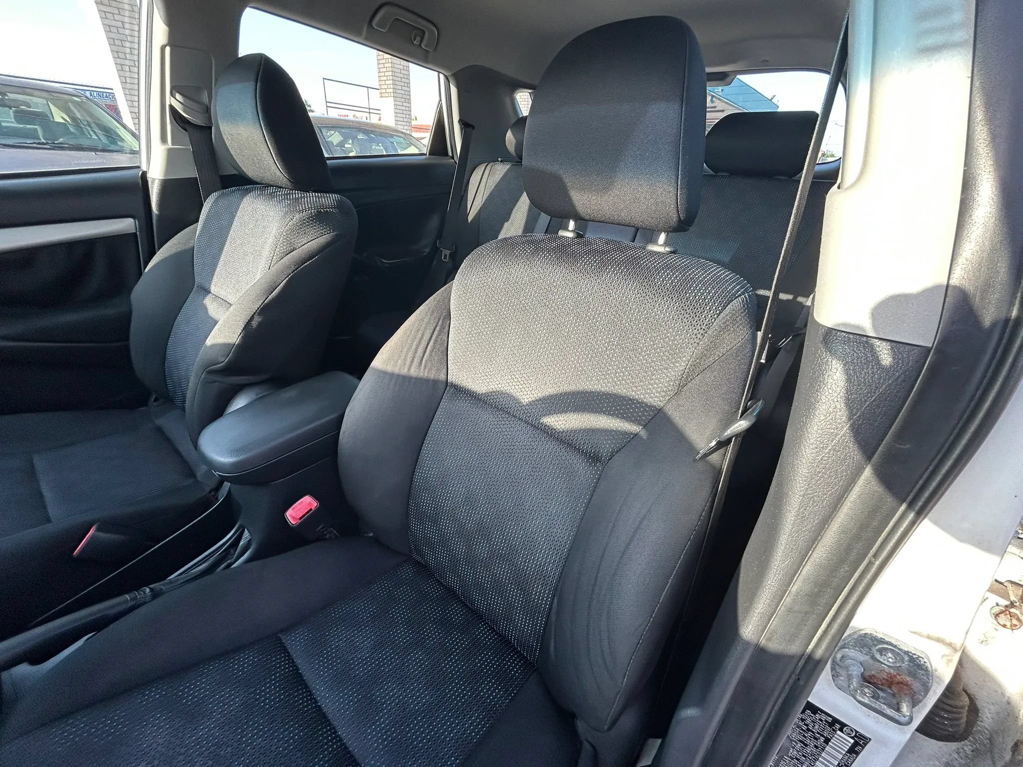 Used 2010 Toyota Matrix S FWD image 9
