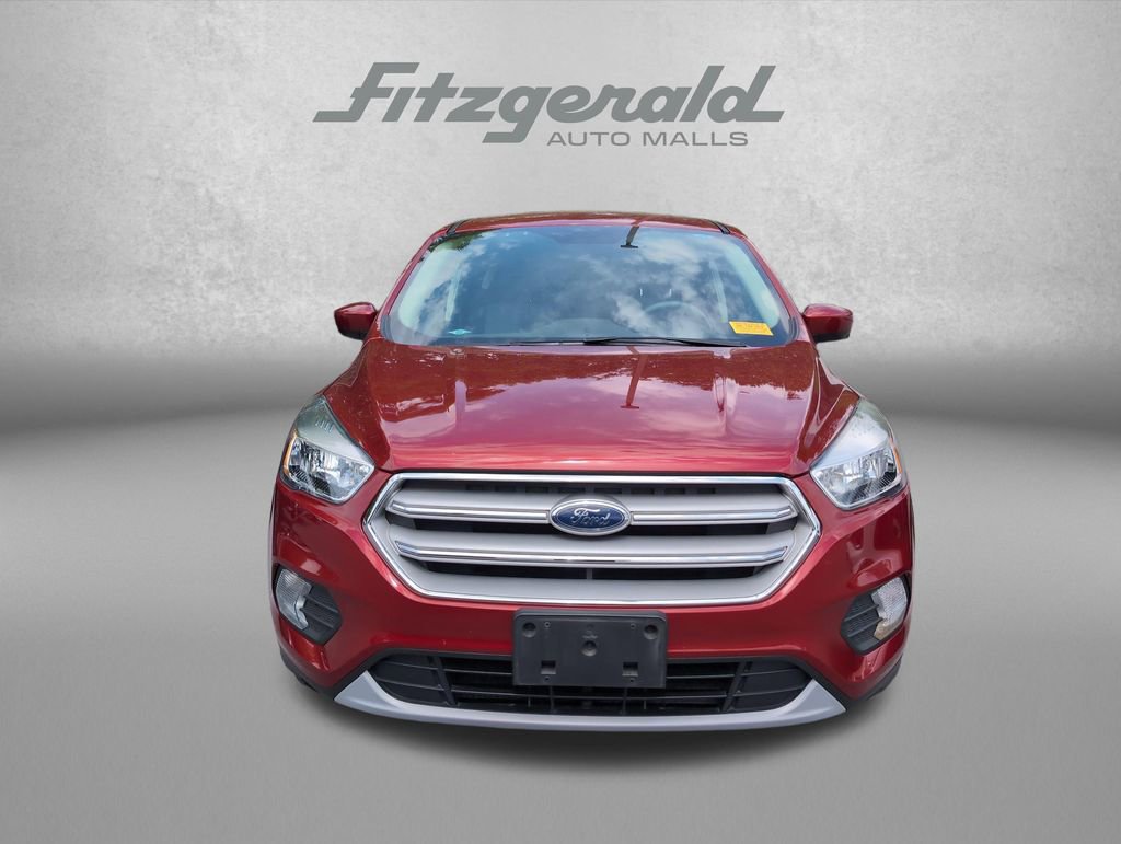 Used 2019 Ford Escape SE FWD image 2