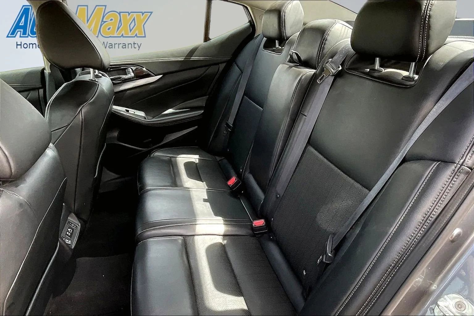 Used 2023 Nissan Maxima SL FWD image 28
