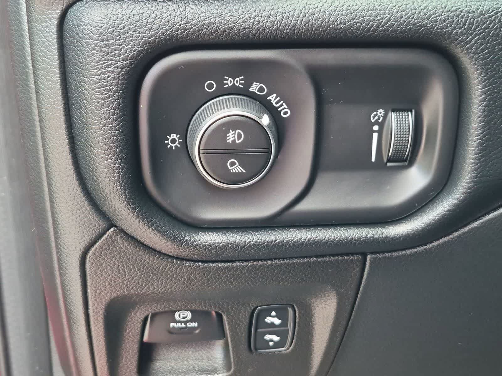 Used 2022 RAM 1500 Lone Star RWD image 17