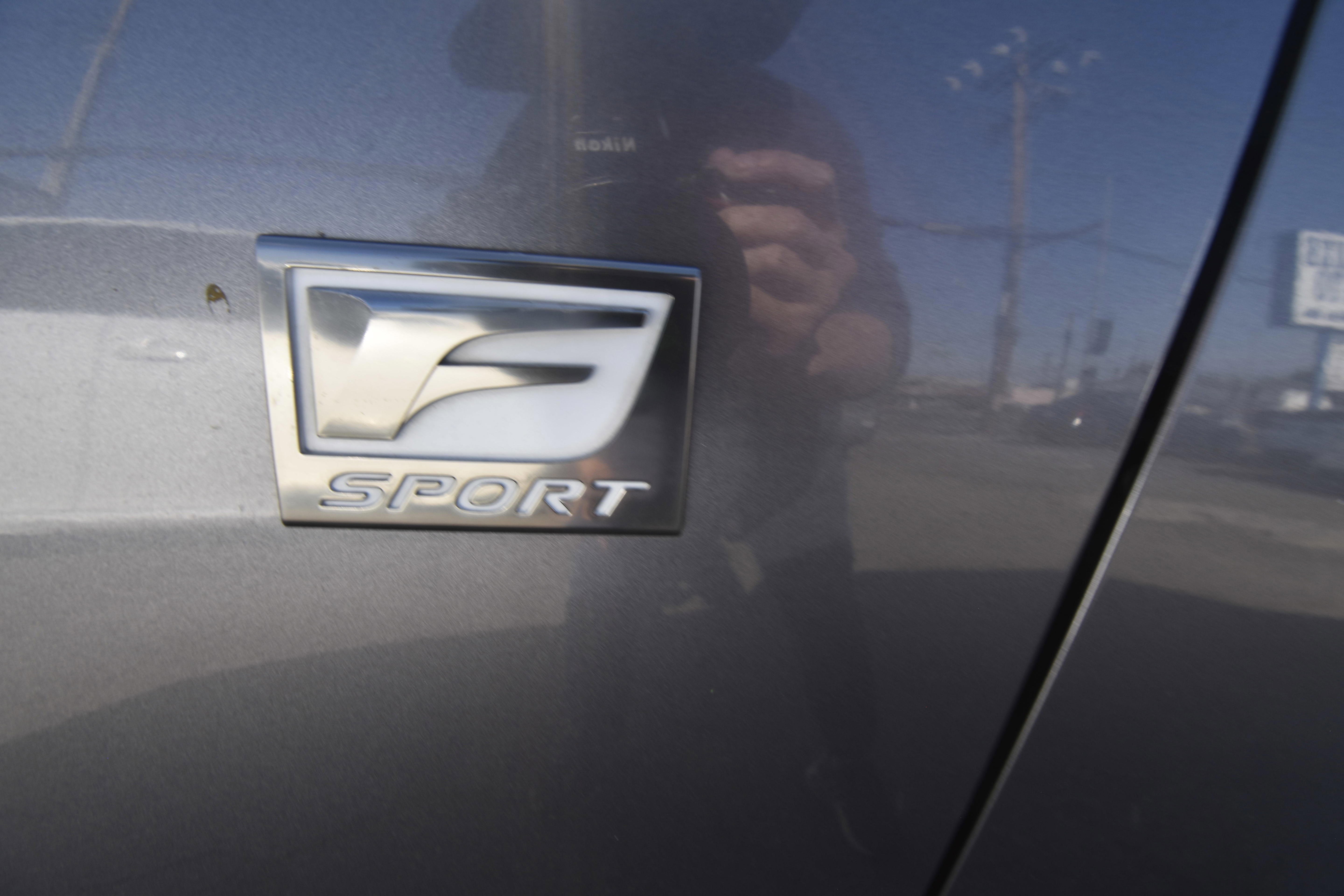 Used 2013 Lexus IS 350C w/ F-Sport Pkg w/Summer Tires RWD image 12