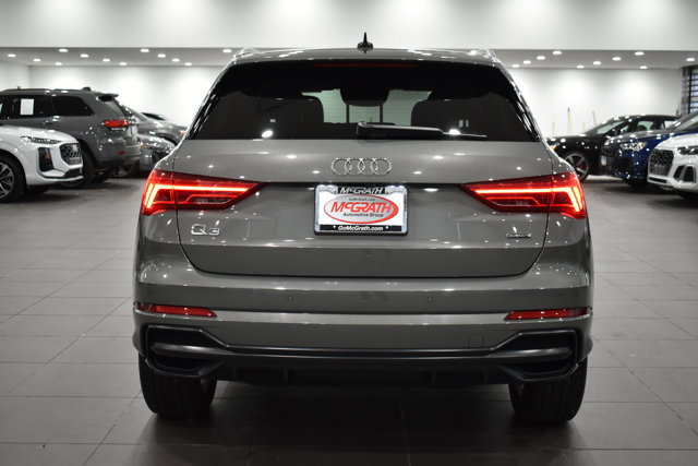 Used 2022 Audi Q3 2.0T Premium Plus w/ Premium Plus Package image 10