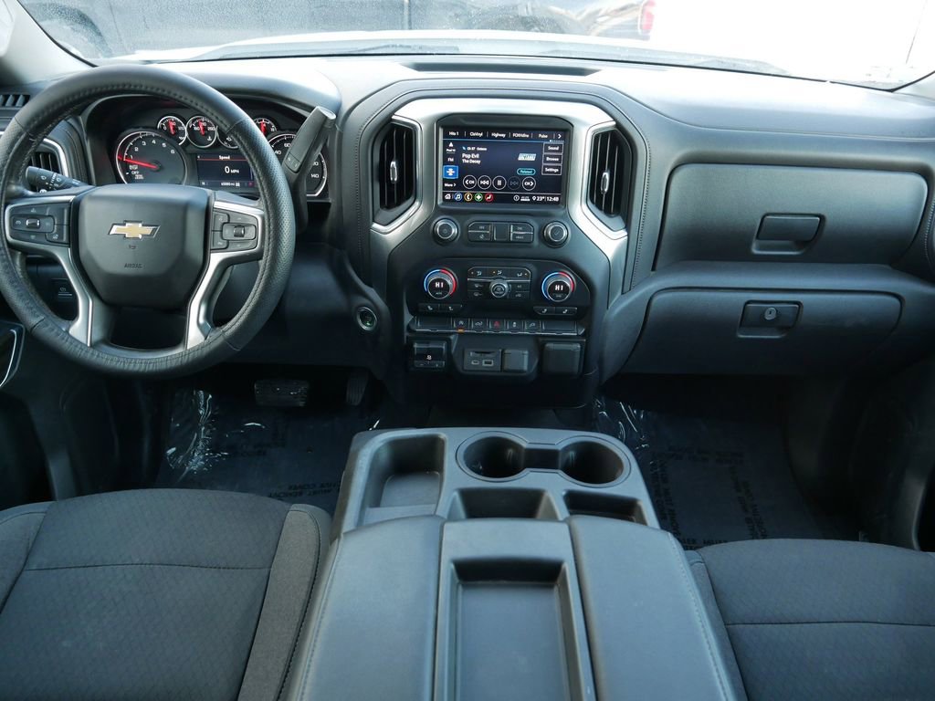 Used 2020 Chevrolet Silverado 1500 LT w/ All-Star Edition image 18