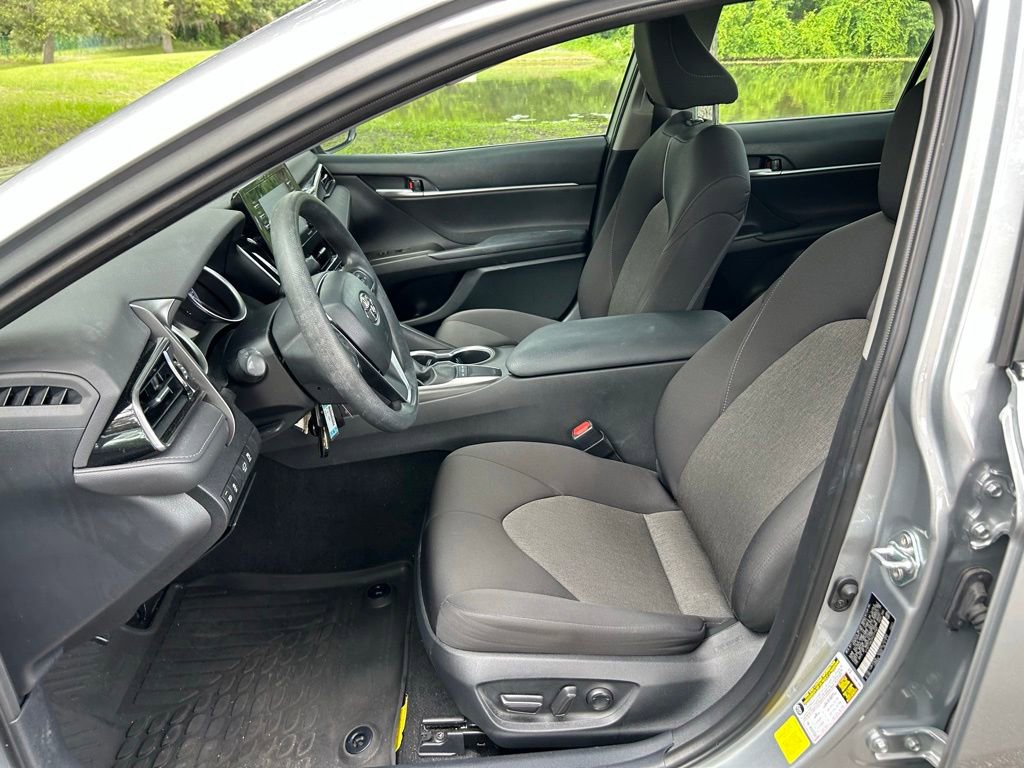 Used 2023 Toyota Camry LE FWD image 15