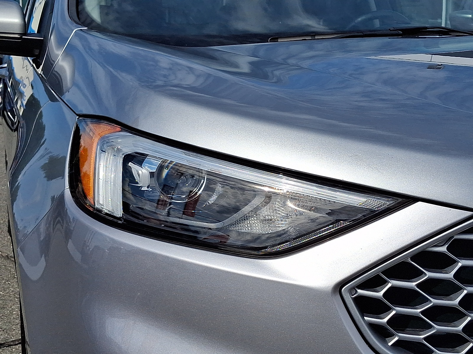 Used 2024 Ford Edge SEL AWD/4WD image 10