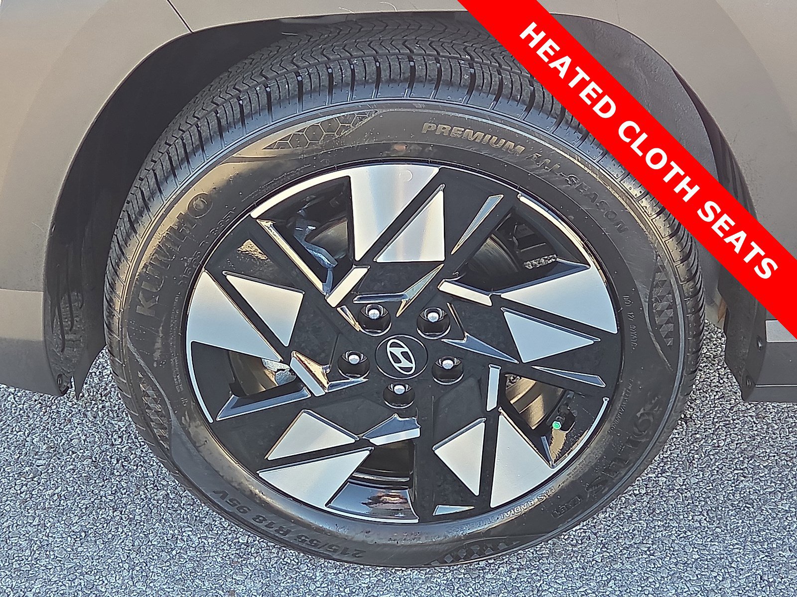 Used 2025 Hyundai Kona SEL image 7