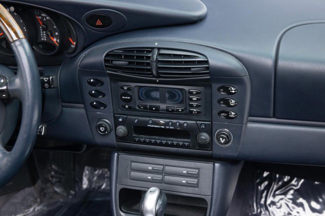 Used 2000 Porsche 911 Carrera image 22