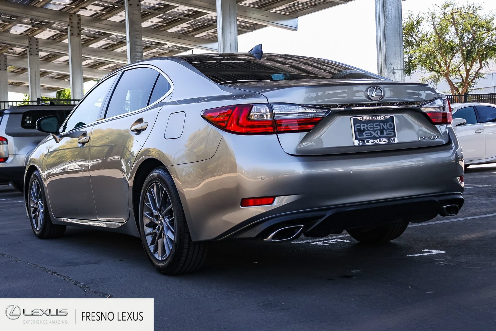 Used 2018 Lexus ES 350 w/ Navigation System Package FWD image 4