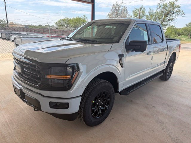 New 2026 Ford F150 XLT w/ Equipment Group 302A MID AWD/4WD image 3
