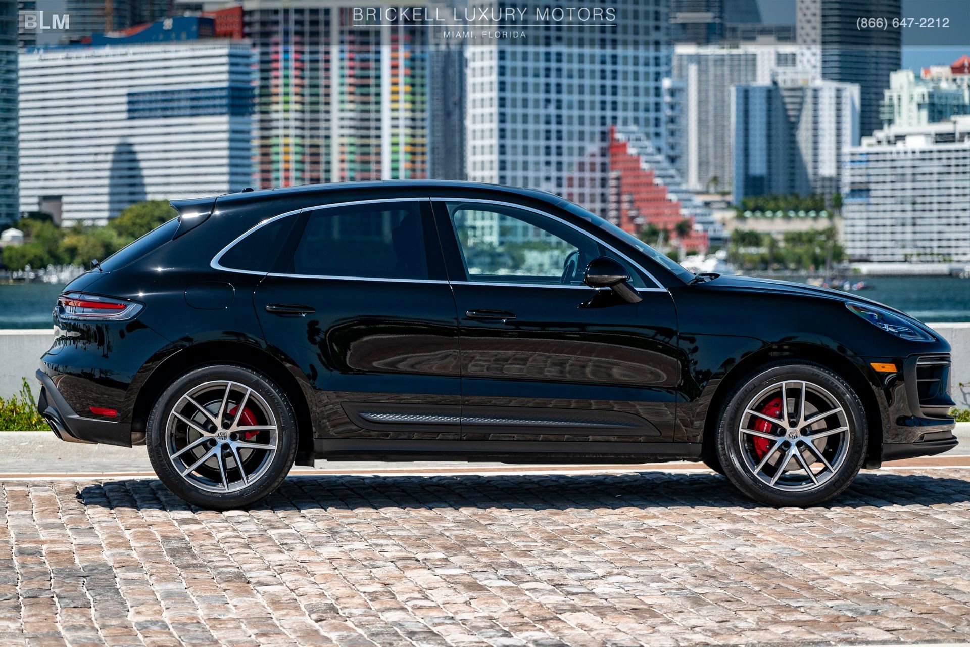 Used 2022 Porsche Macan S AWD/4WD image 11