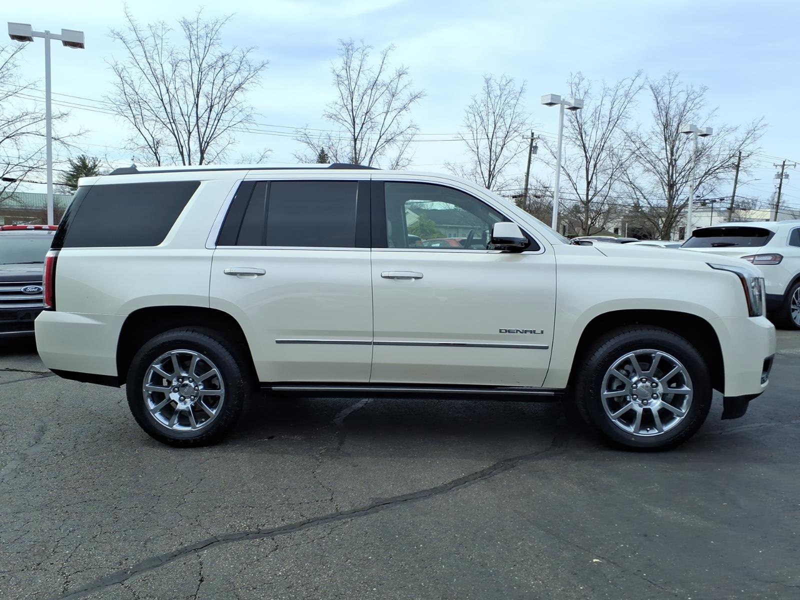 Used 2015 GMC Yukon Denali w/ Premium Package image 8