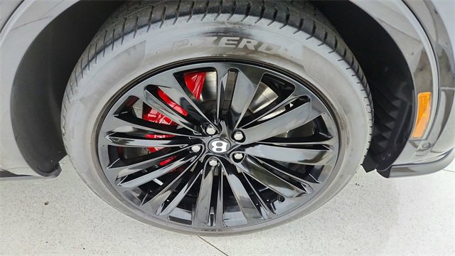 Used 2022 Bentley Bentayga Speed image 53