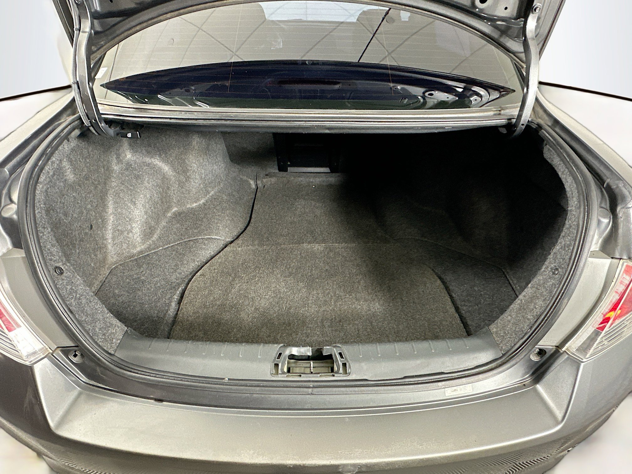 Used 2010 Honda Accord LX-P image 26