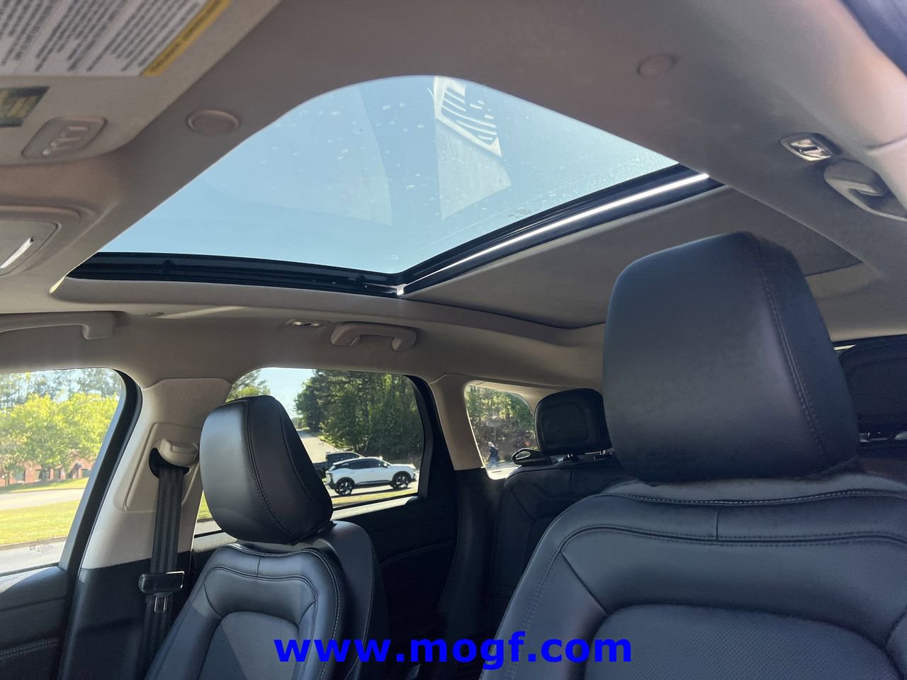 Used 2024 Lincoln Corsair Grand Touring w/ Equipment Group 302A AWD/4WD image 14