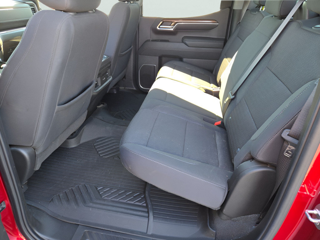 Certified 2023 Chevrolet Silverado 1500 RST AWD/4WD image 22