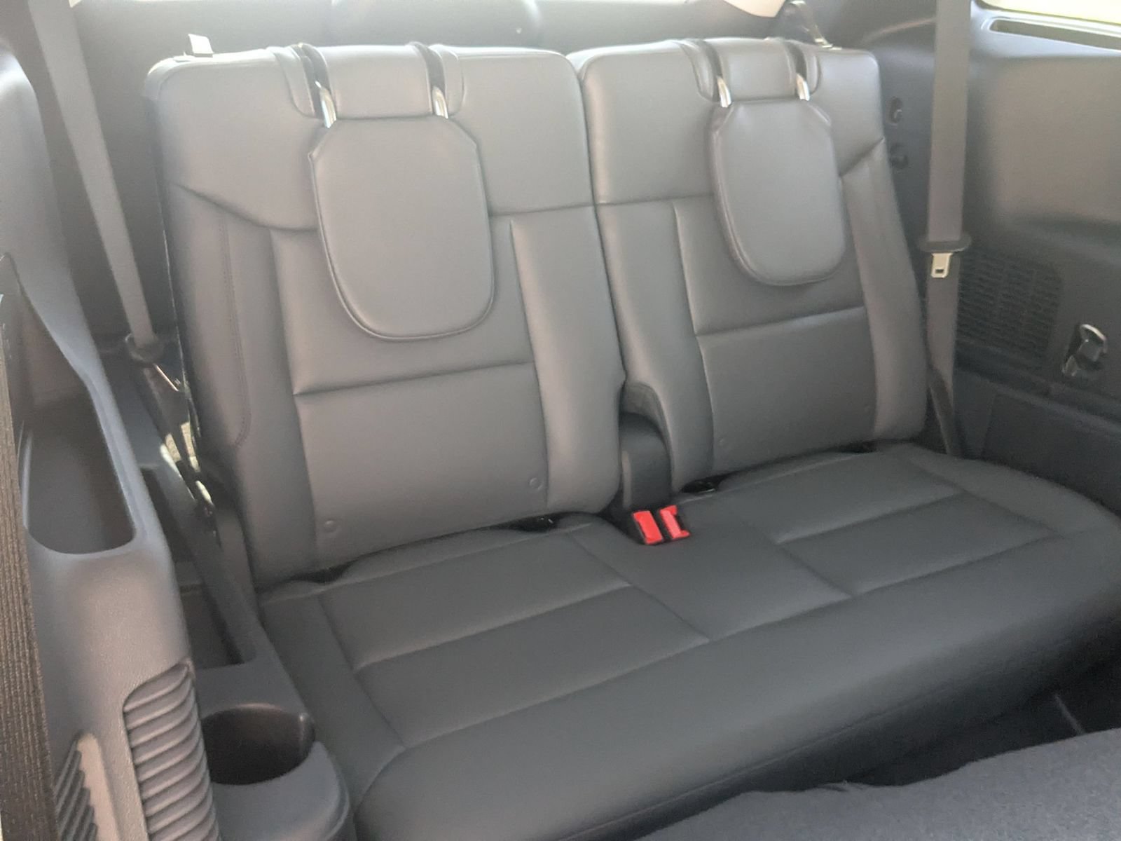 New 2026 Ford Explorer Active w/ Active Comfort Package RWD image 38