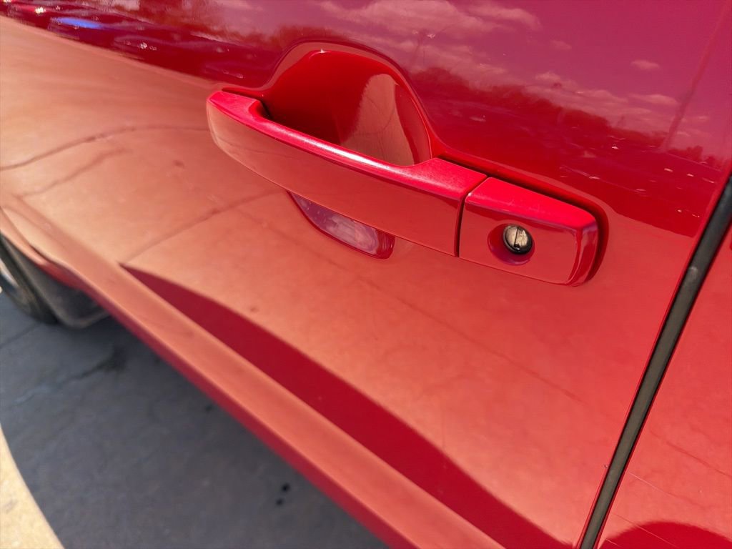 Used 2022 Nissan Frontier SV image 11