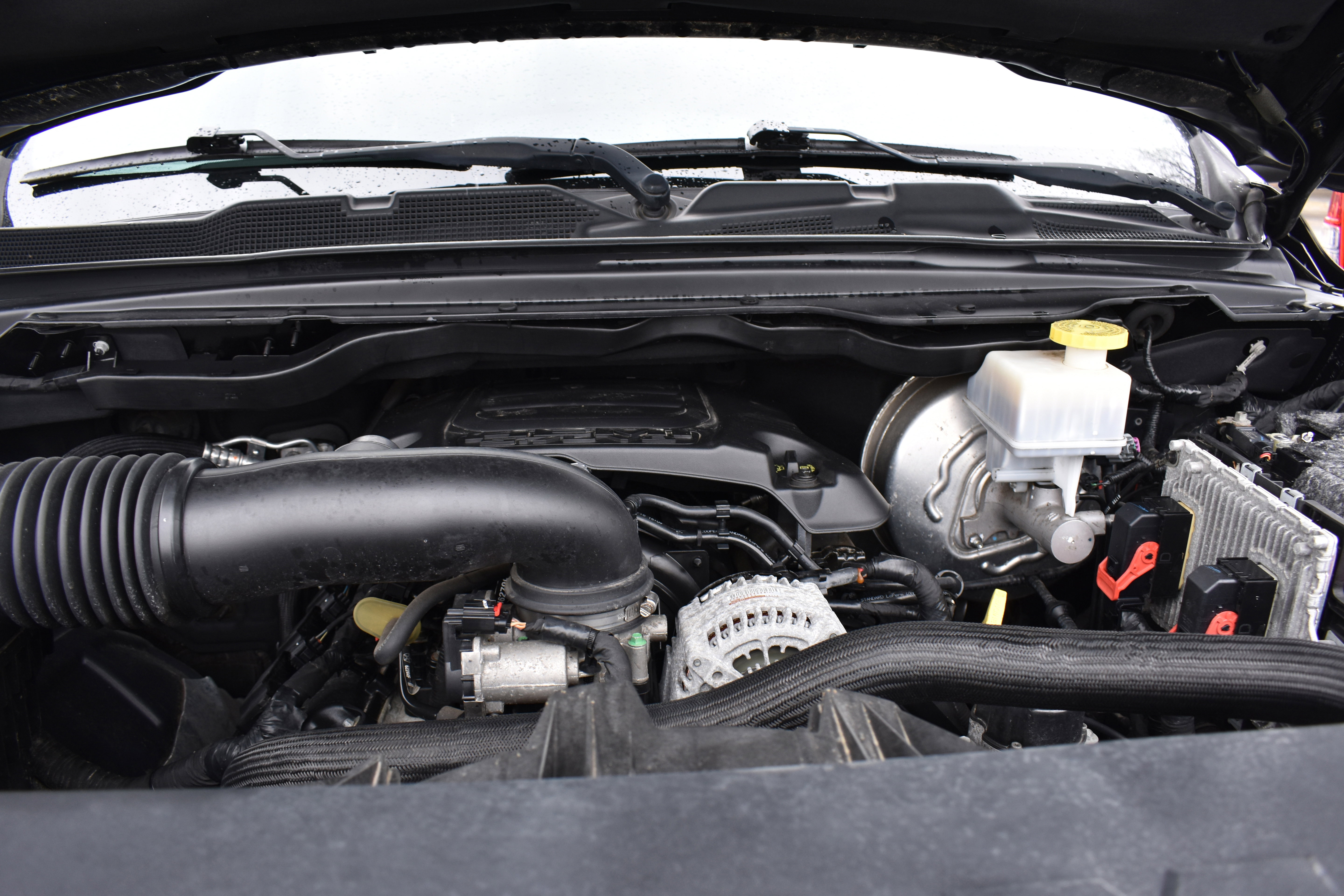 Used 2019 RAM 1500 Laramie image 33