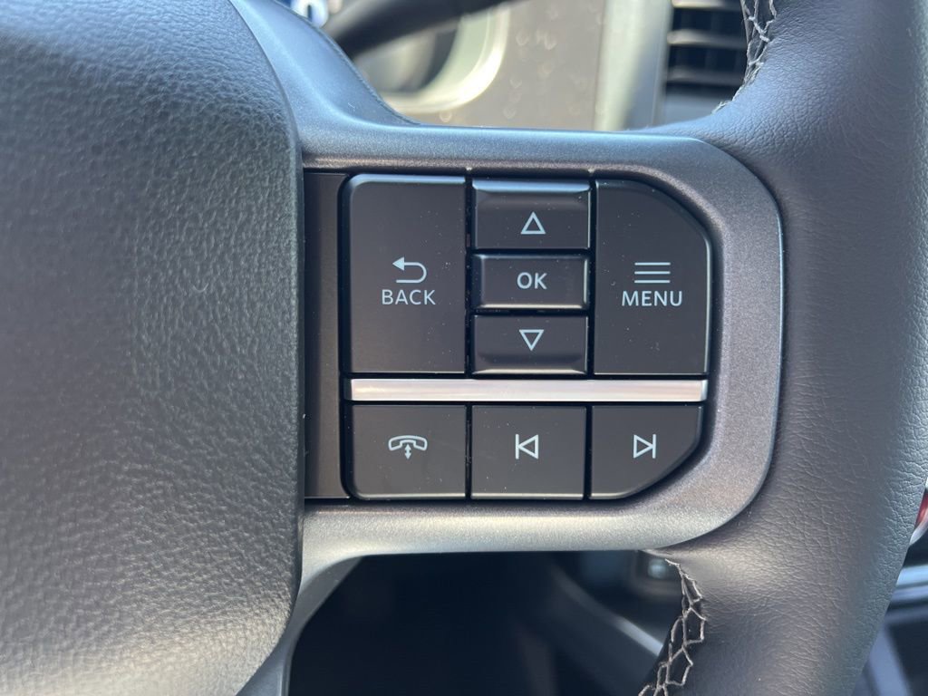 New 2026 Ford F250 Lariat w/ Black Appearance Package image 17