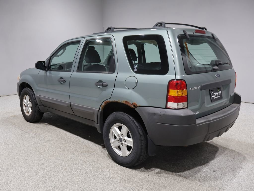 Used 2007 Ford Escape XLS image 4