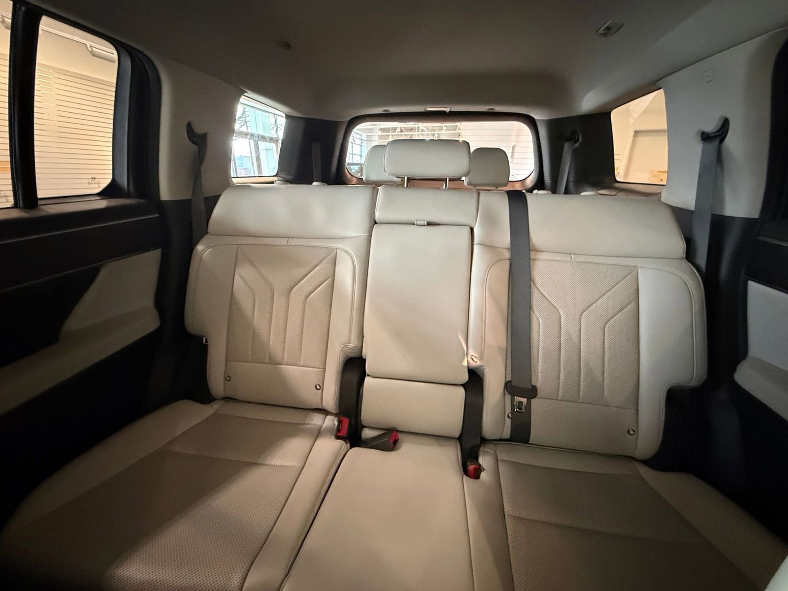 Used 2025 Hyundai Santa Fe SEL image 39