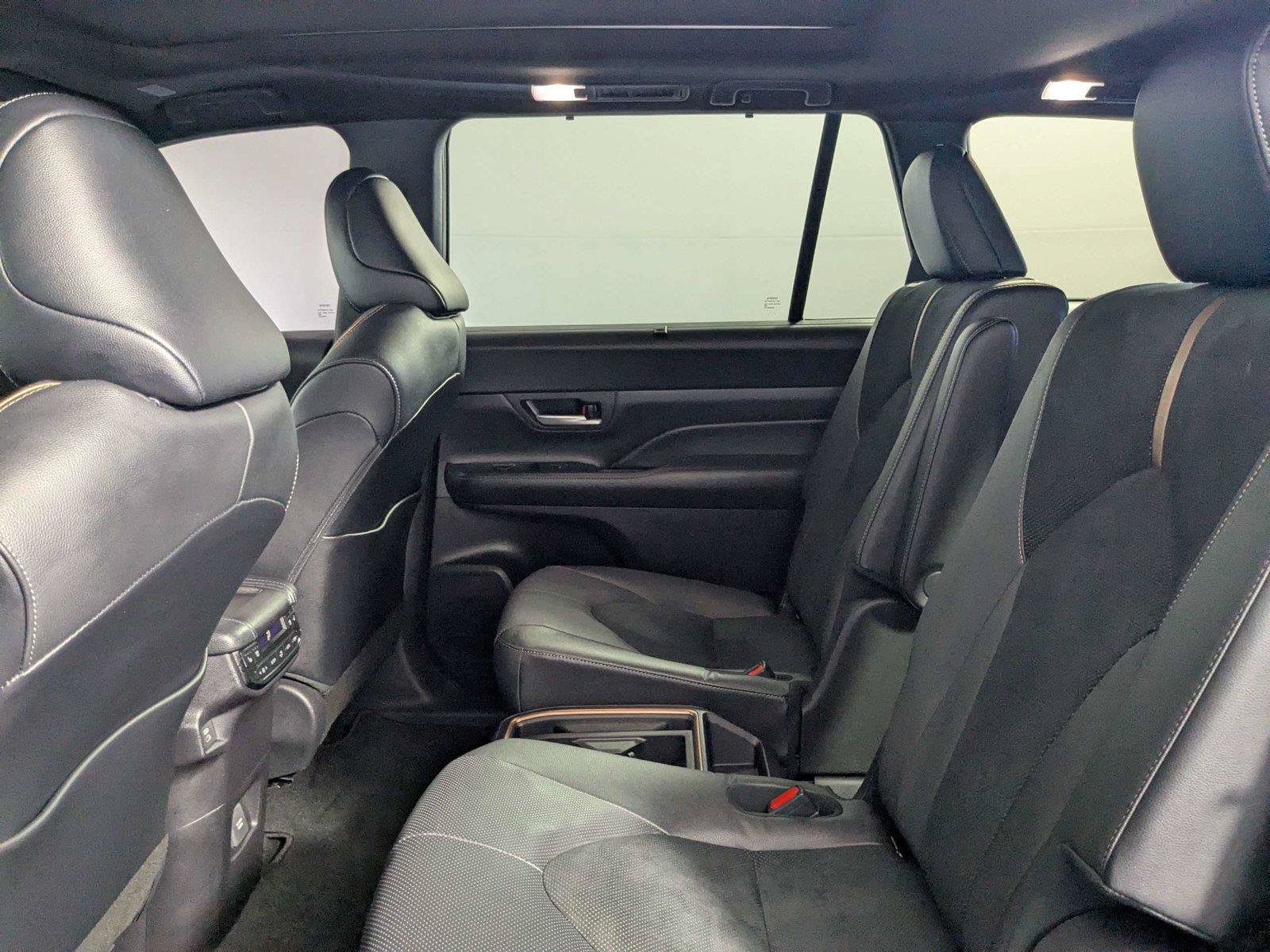 Certified 2026 Toyota Grand Highlander AWD Hybrid image 35