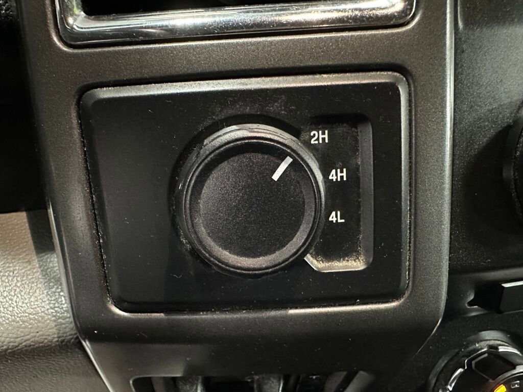 Used 2018 Ford F250 XLT w/ Snow Plow Prep Package image 14
