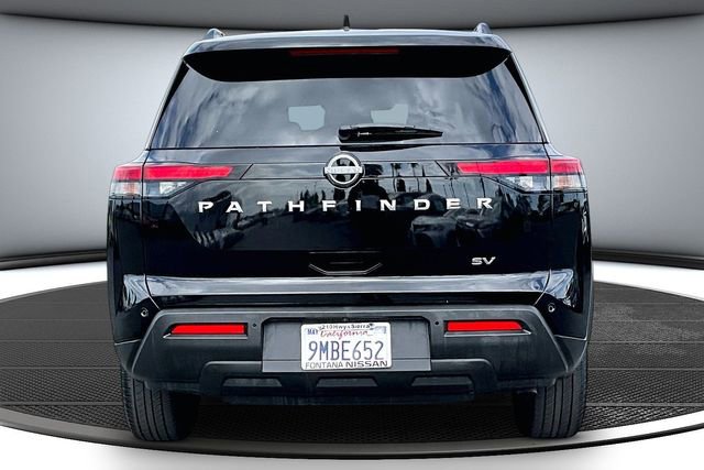 Certified 2024 Nissan Pathfinder SV FWD image 5