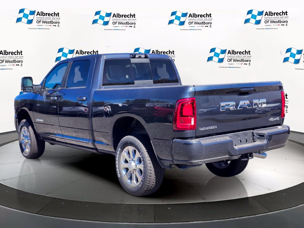 New 2026 RAM 2500 Laramie AWD/4WD image 3