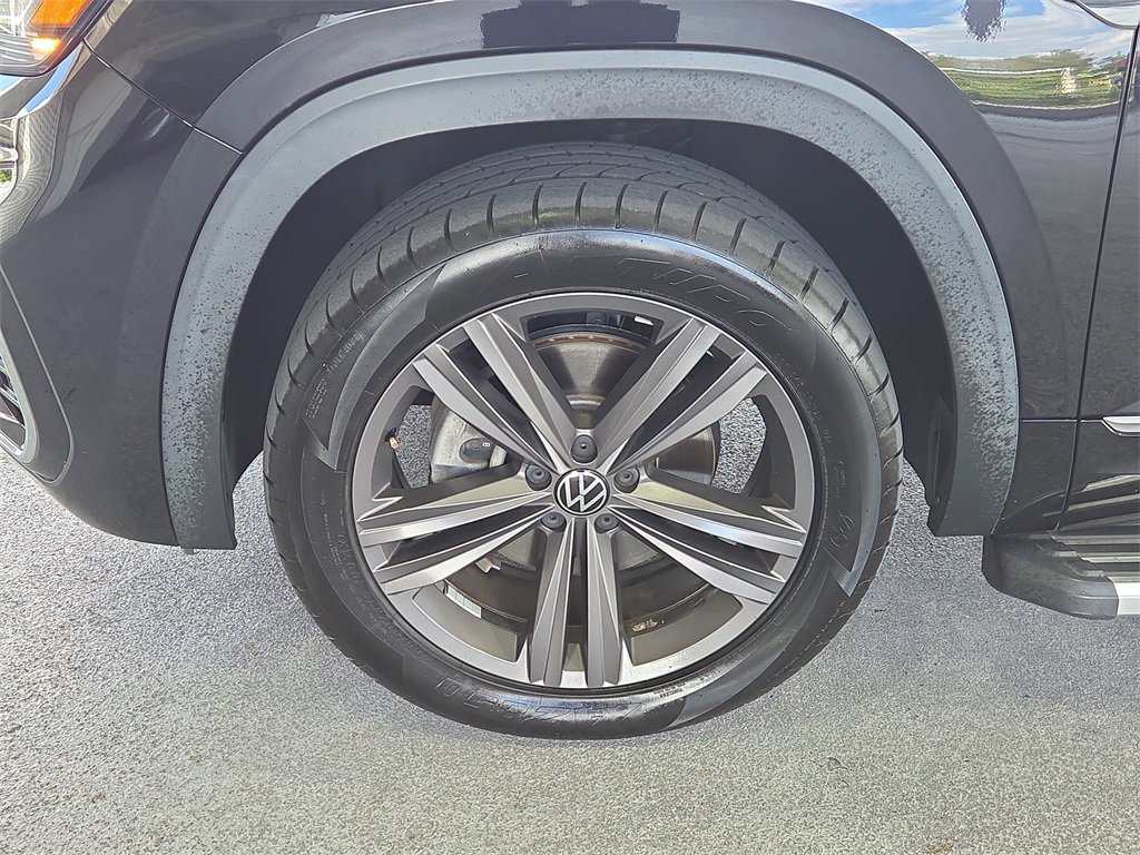 Used 2021 Volkswagen Atlas SE w/ Panoramic Sunroof Package image 11