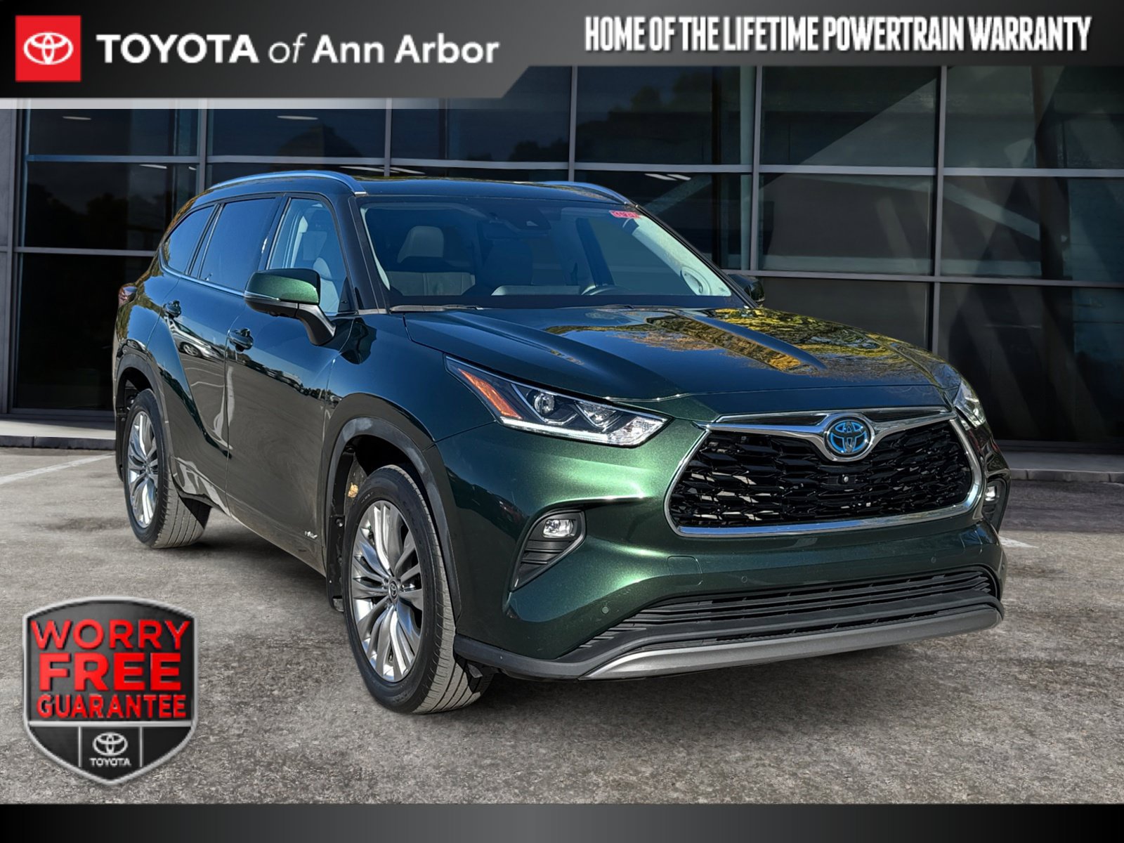 Used 2023 Toyota Highlander Platinum AWD/4WD image 1