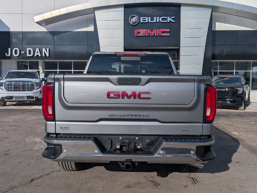 Used 2020 GMC Sierra 1500 SLT w/ SLT Premium Plus Package AWD/4WD image 5