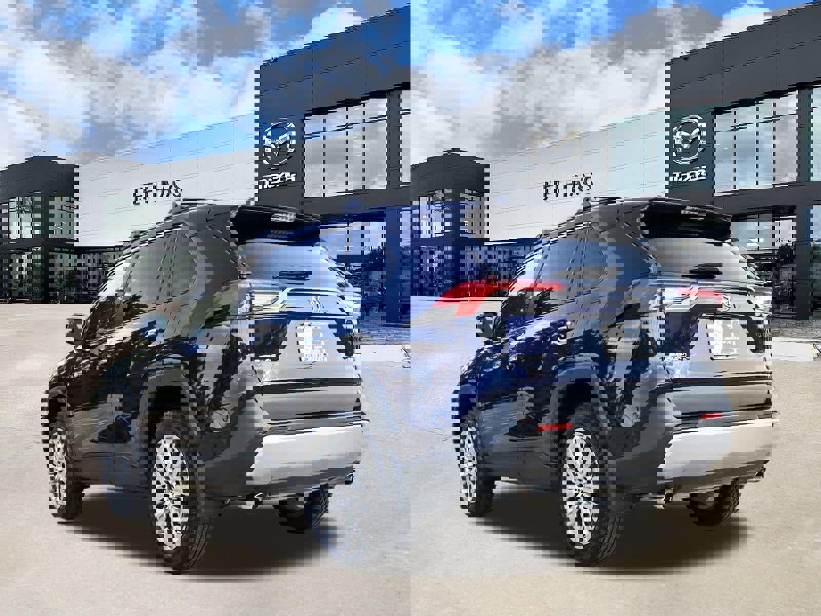 Used 2024 Toyota RAV4 Limited image 2