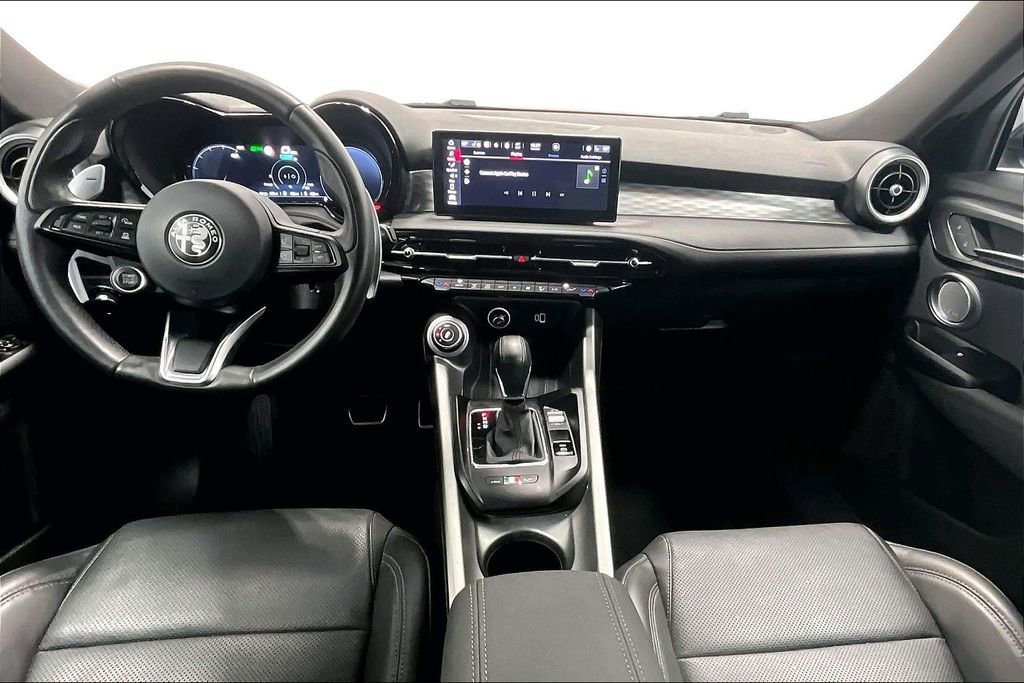 Used 2024 Alfa Romeo Tonale Veloce image 15
